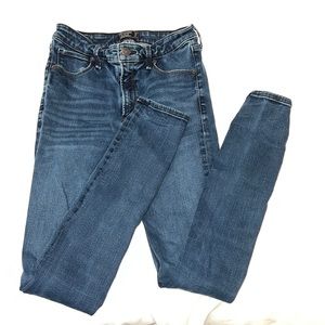 Abercrombie jeans size 25